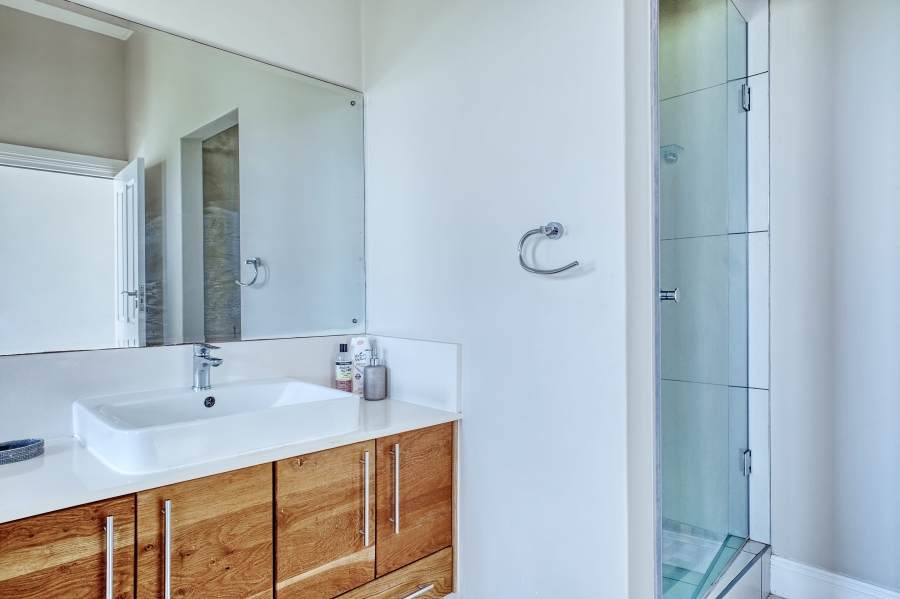 5 Bedroom Property for Sale in Blue Horizon Bay Eastern Cape